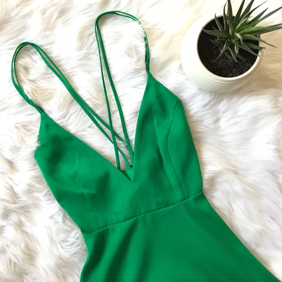 emerald green plunge dress